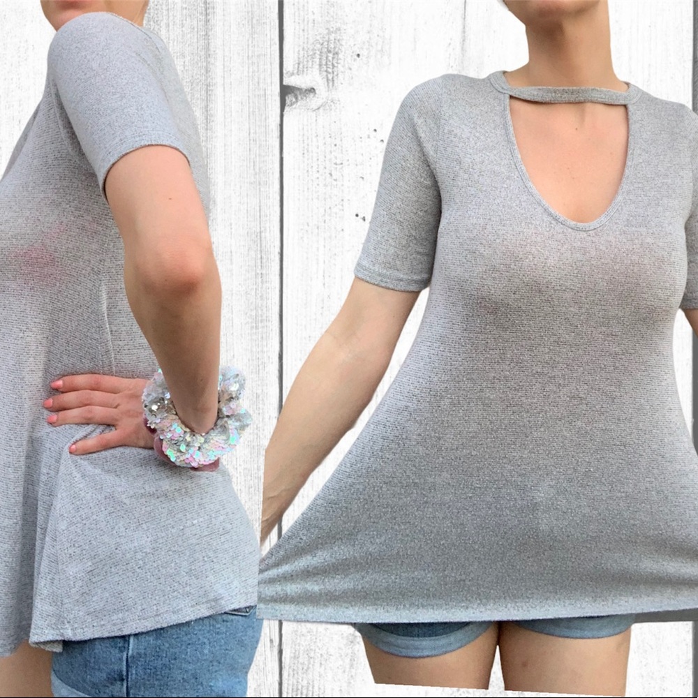 Soft Grey Keyhole Top - Picture 3 of 5